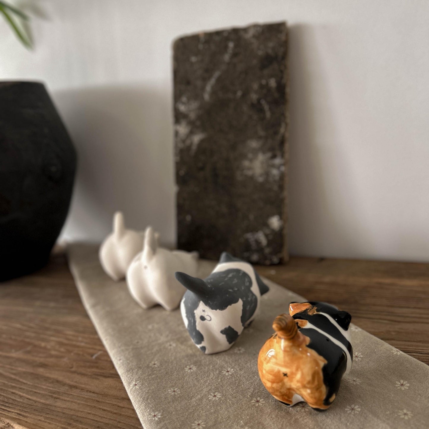 Personalized Pet Painting from Photo, Custom Mini Cat Sculpture, Cat Mom Gift, Made to Order Ceramic Pet Figurine Art