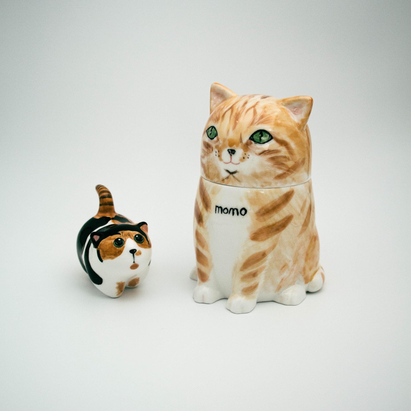 Personalized Cat Urn with Hand-Painted Mini Sculpture | Custom Ceramic Pet Memorial Keepsake | Cat Loss Gift for Grieving Owners